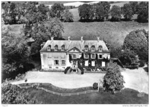 Histoire La Mothaye gite chateau - postcard air